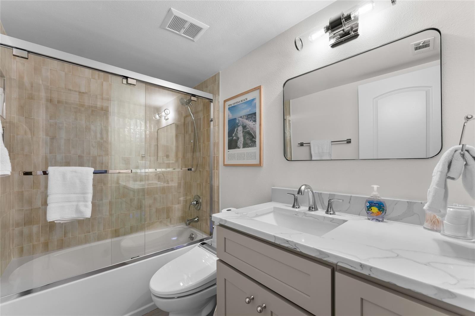 Image 20 of 38 For 4201 Atlantic Avenue 110