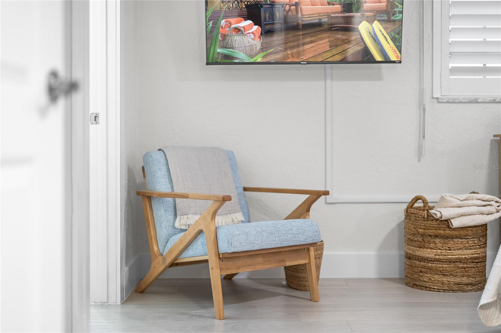 Image 21 of 38 For 4201 Atlantic Avenue 110