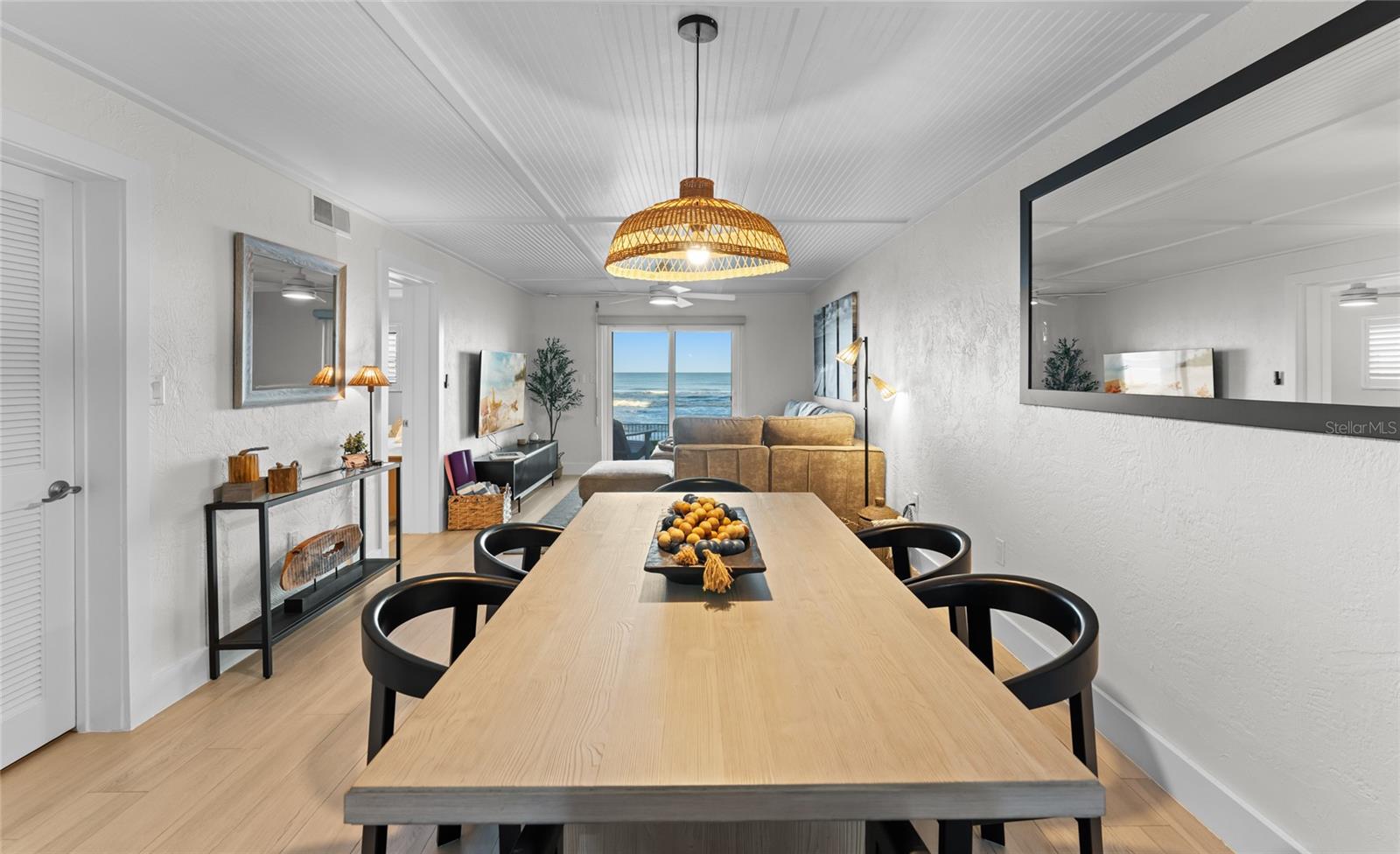 Image 9 of 38 For 4201 Atlantic Avenue 110