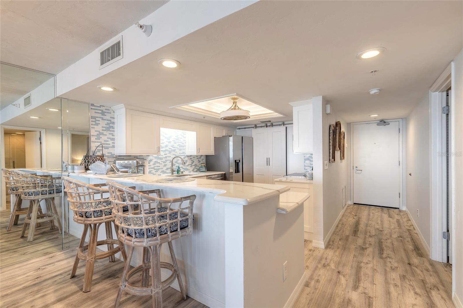 Image 15 of 50 For 2545 Atlantic Avenue Ph4