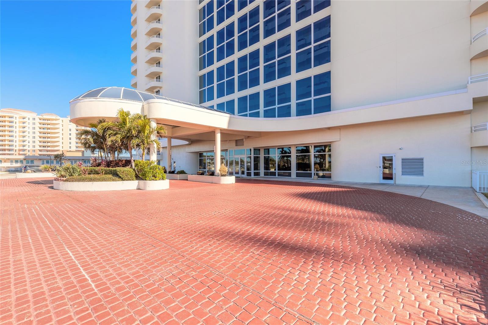 Image 3 of 50 For 2545 Atlantic Avenue Ph4