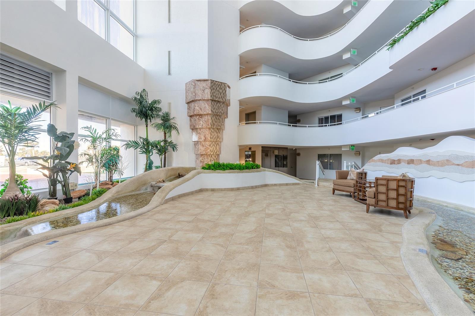 Image 5 of 50 For 2545 Atlantic Avenue Ph4