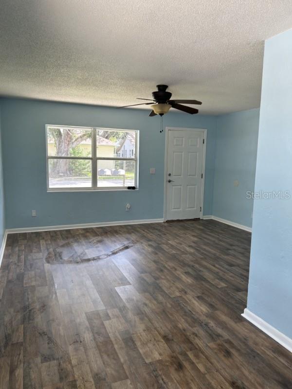 Image 14 of 17 For 424 Daytona Street