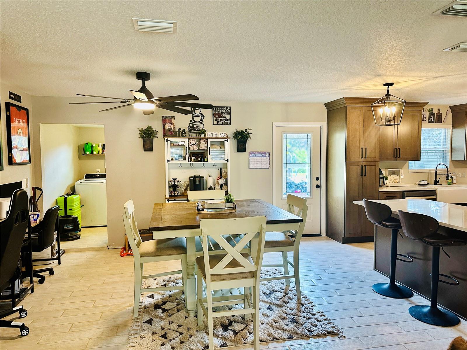 Image 11 of 27 For 1399 James Street