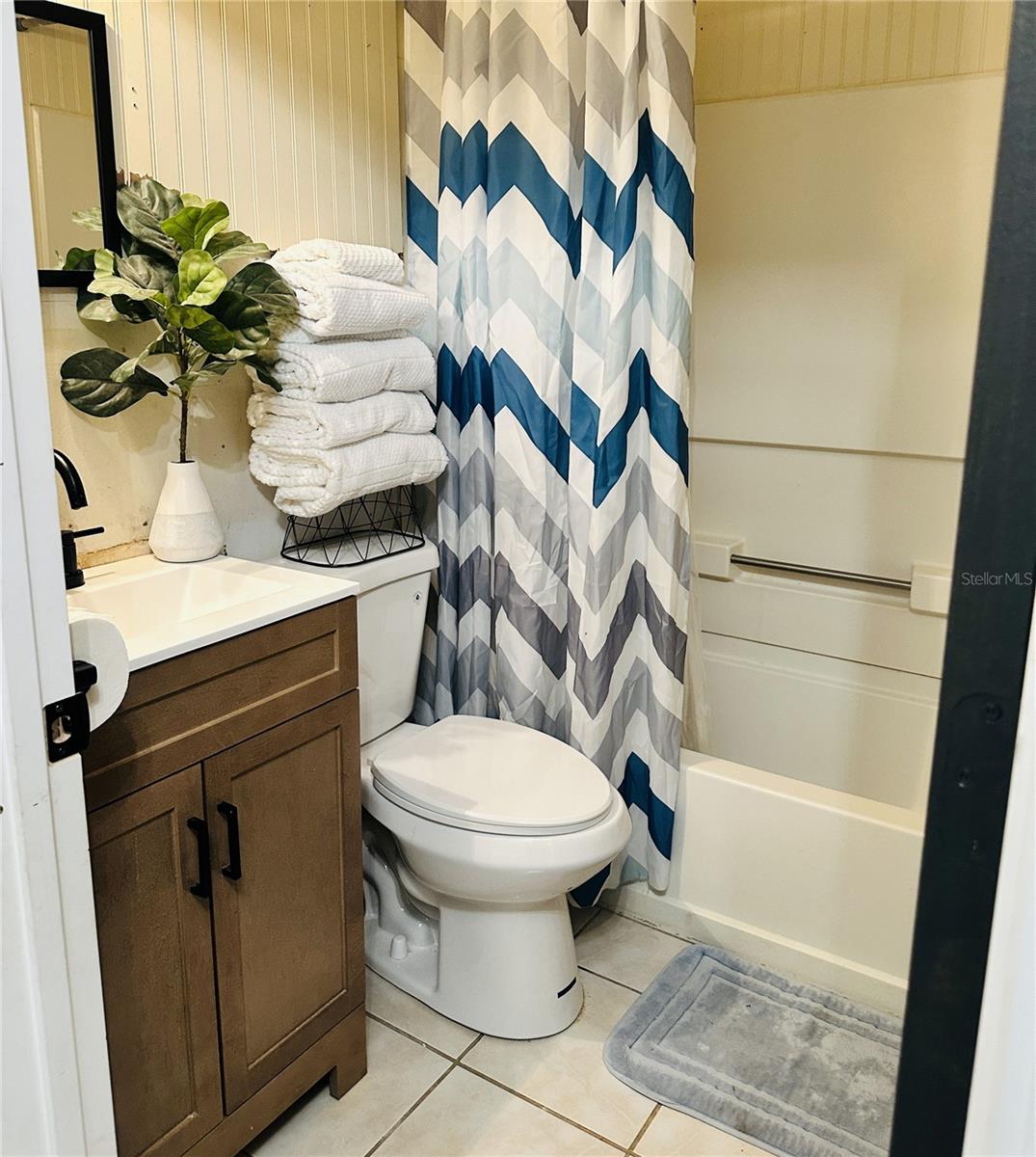 Image 21 of 27 For 1399 James Street