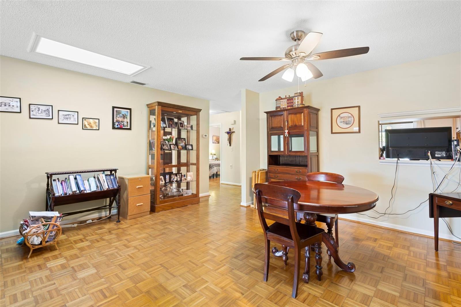 Image 10 of 39 For 44 Fore Drive