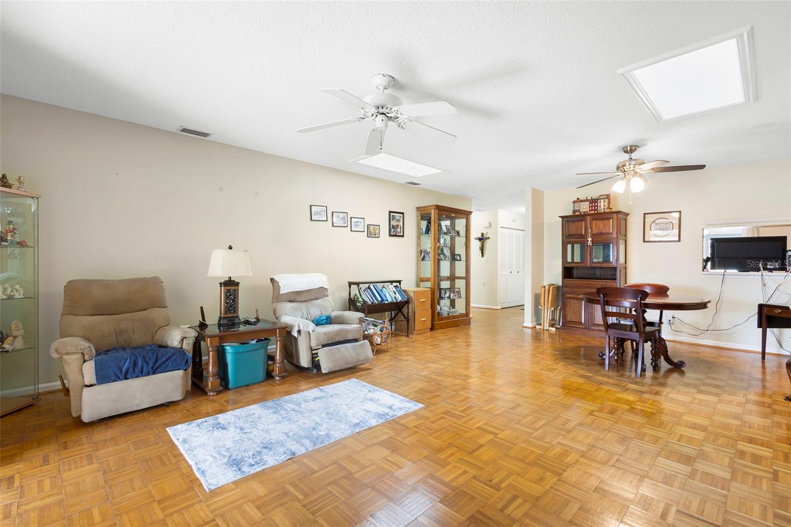 Image 9 of 39 For 44 Fore Drive