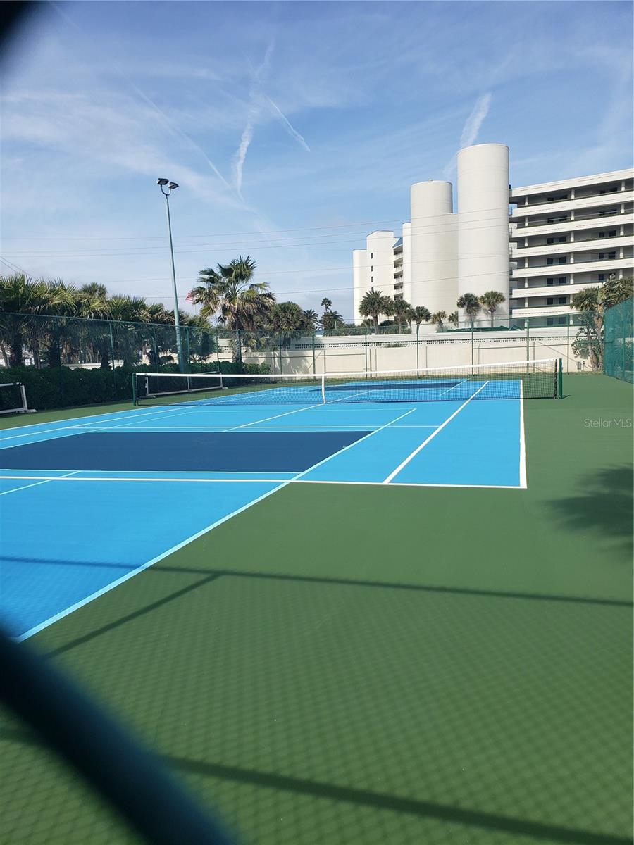 Image 10 of 32 For 4501 Atlantic Avenue 205