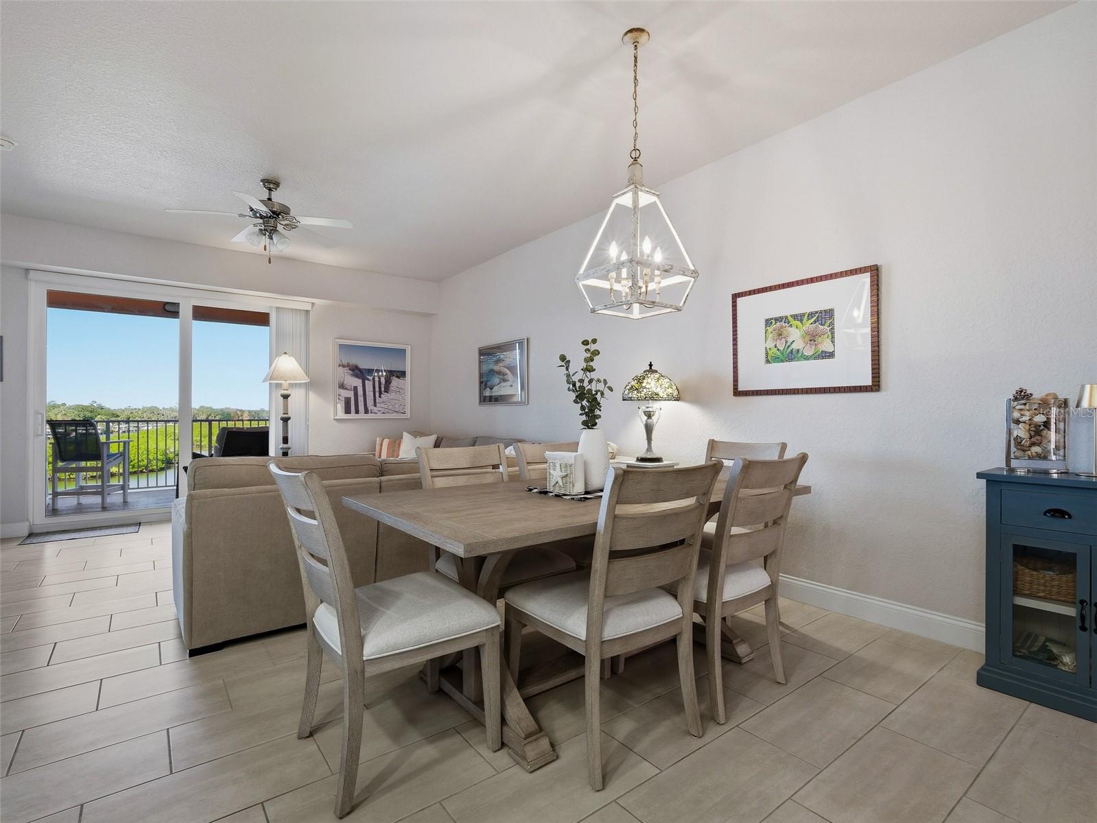 Image 15 of 72 For 4 Riverwalk Drive 402