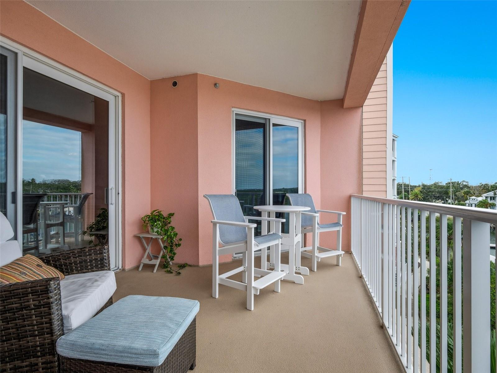 Image 34 of 72 For 4 Riverwalk Drive 402