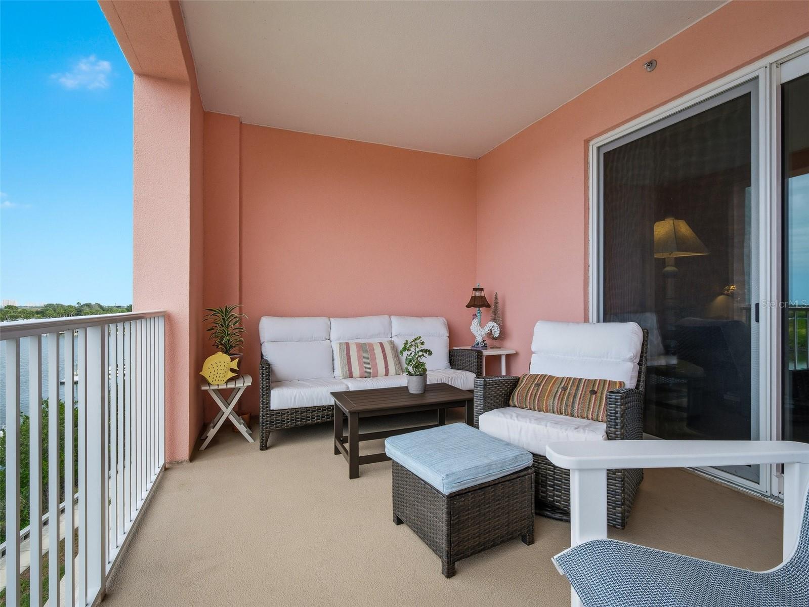 Image 35 of 72 For 4 Riverwalk Drive 402