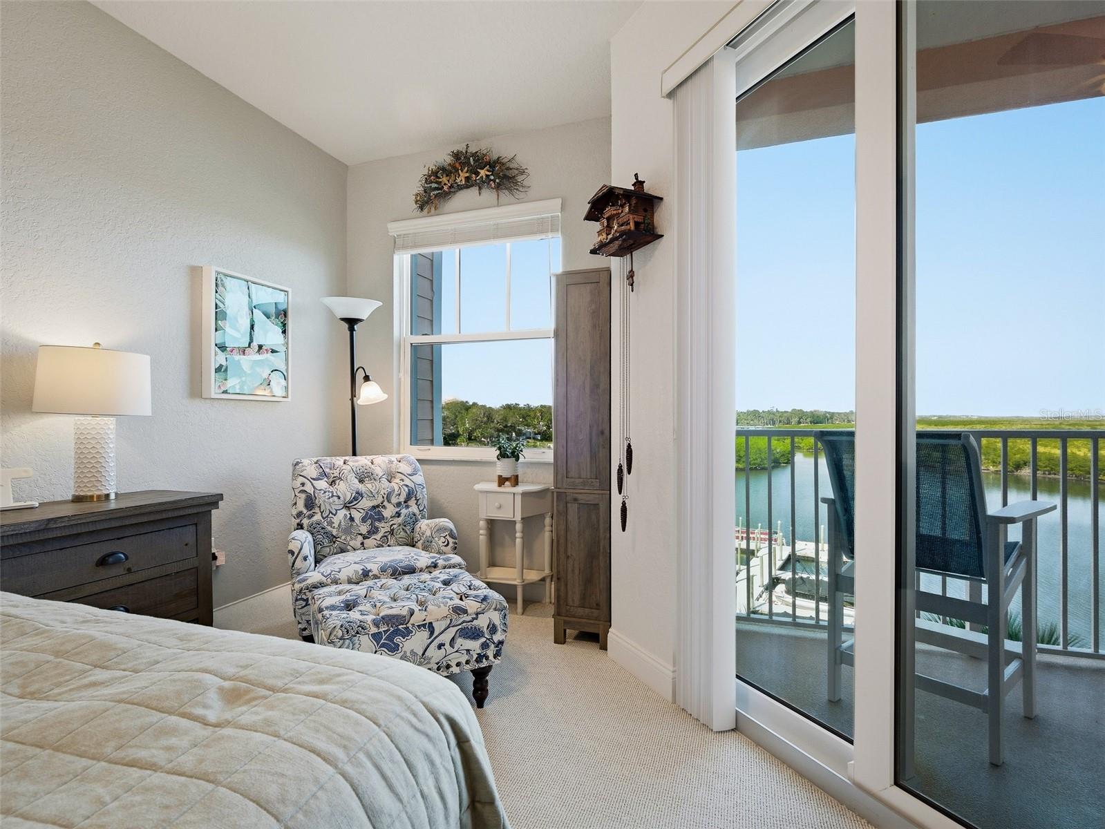 Image 4 of 72 For 4 Riverwalk Drive 402