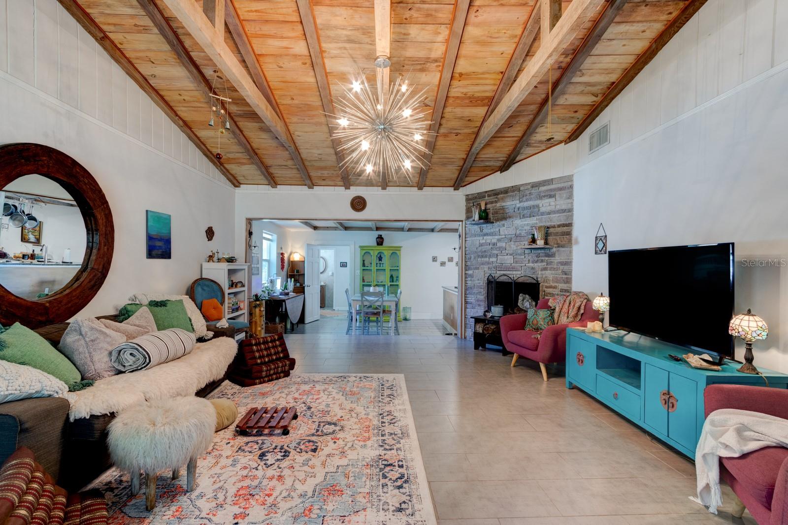 Image 10 of 47 For 357 Seneca Boulevard