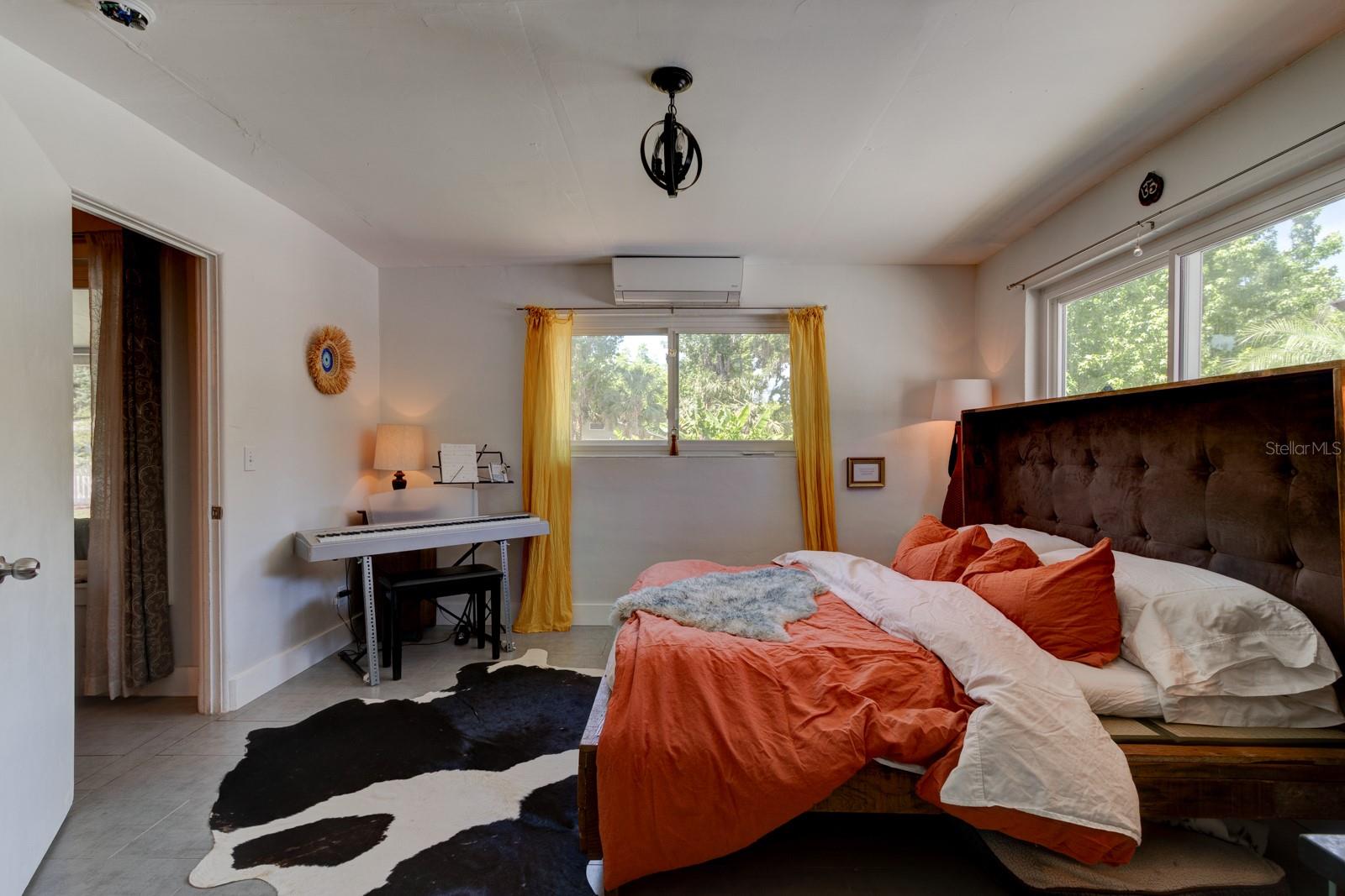 Image 20 of 47 For 357 Seneca Boulevard