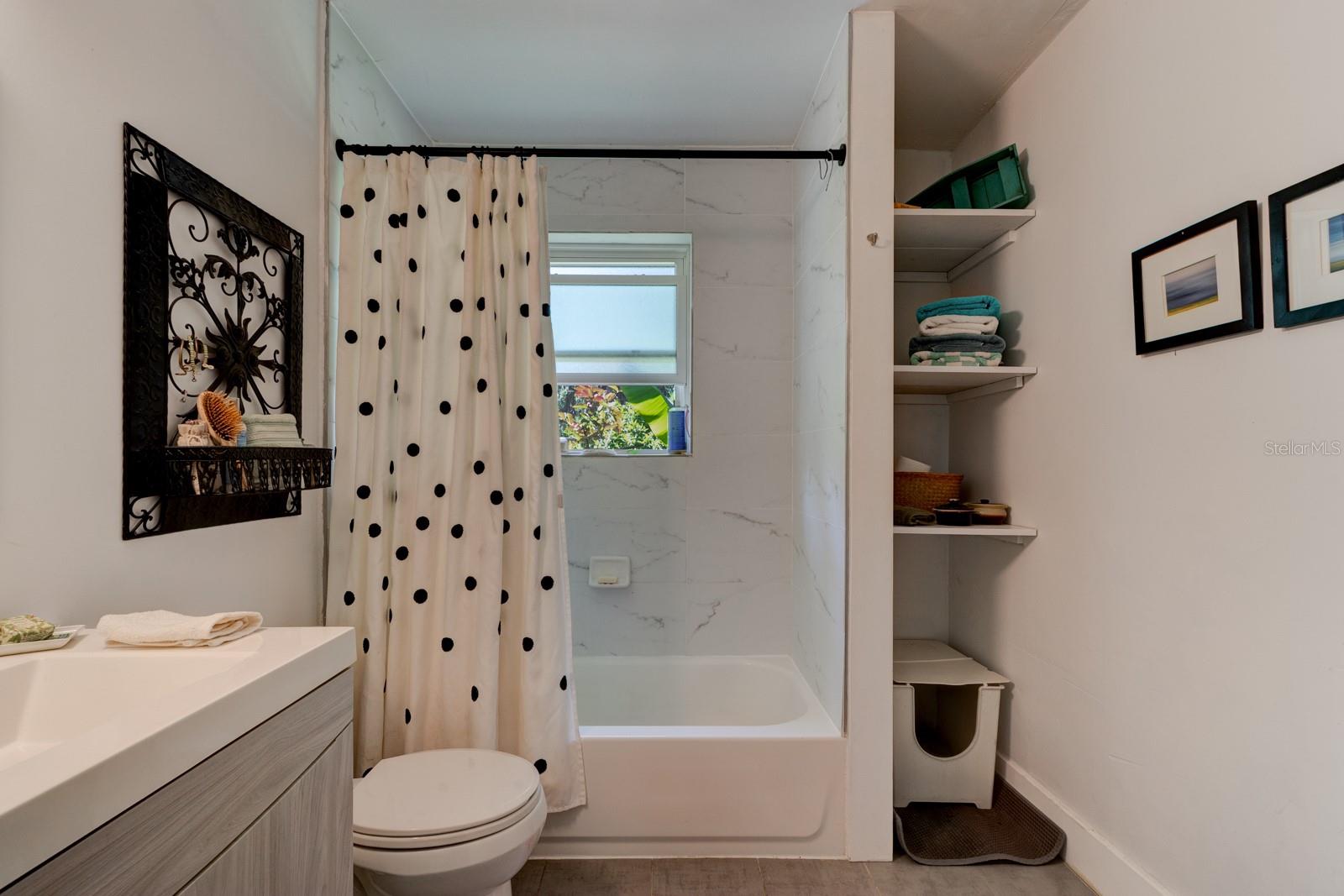 Image 27 of 47 For 357 Seneca Boulevard