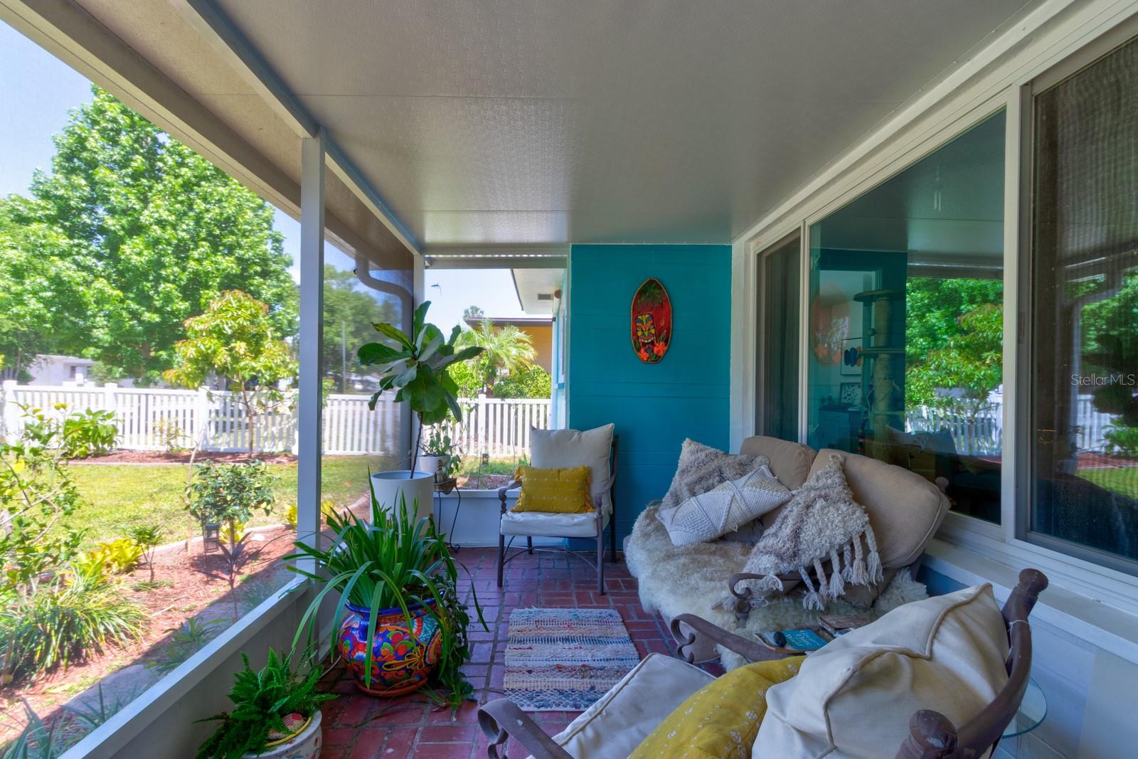 Image 9 of 47 For 357 Seneca Boulevard