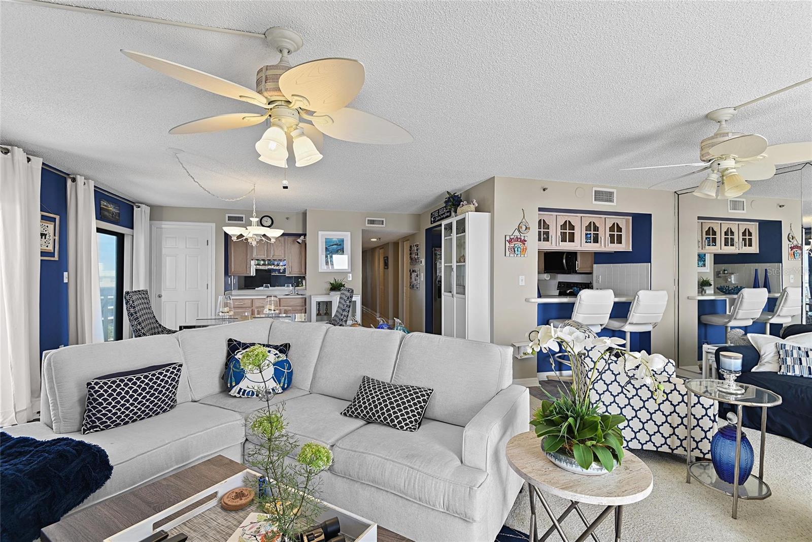 Image 7 of 36 For 5207 Atlantic Avenue 626