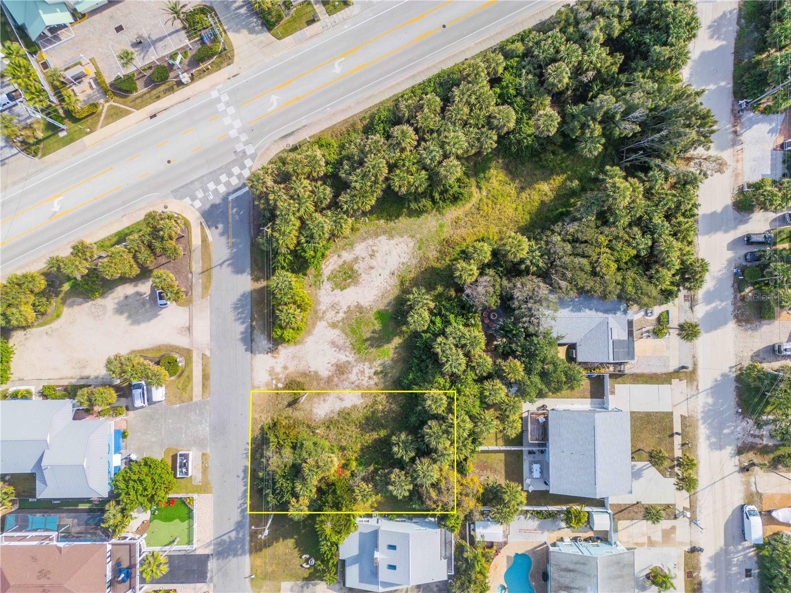 Image 3 of 13 For 833 Maralyn Avenue