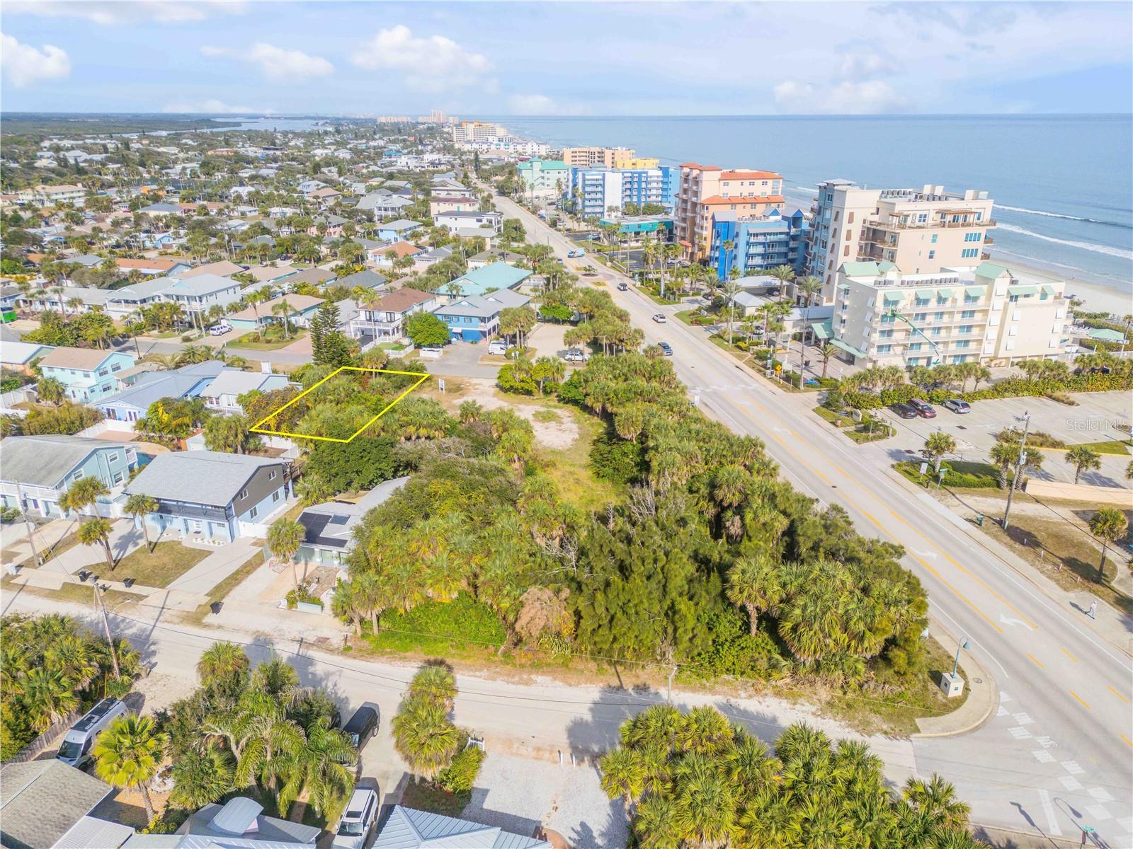 Image 5 of 13 For 833 Maralyn Avenue