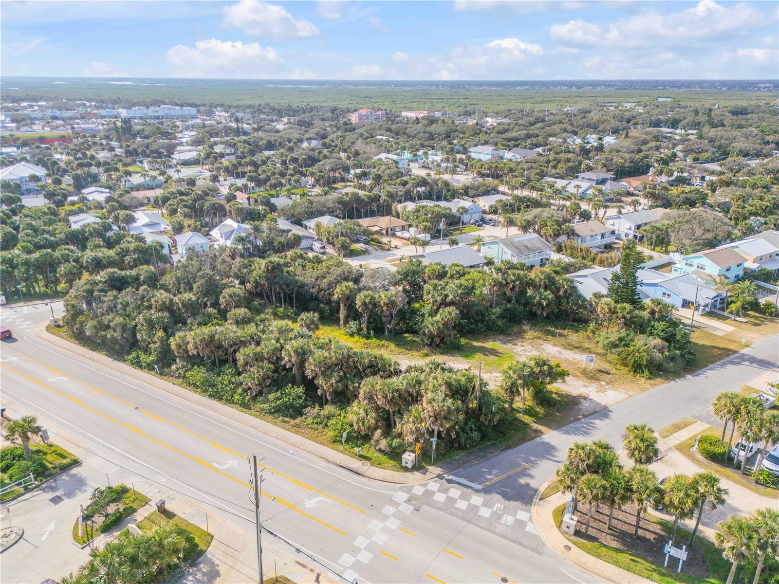 Image 7 of 13 For 833 Maralyn Avenue