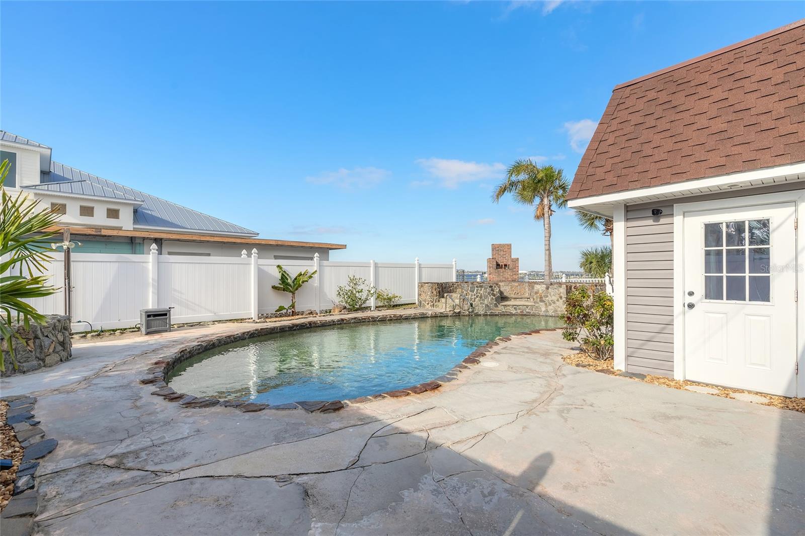 Image 27 of 46 For 2900 Peninsula Drive