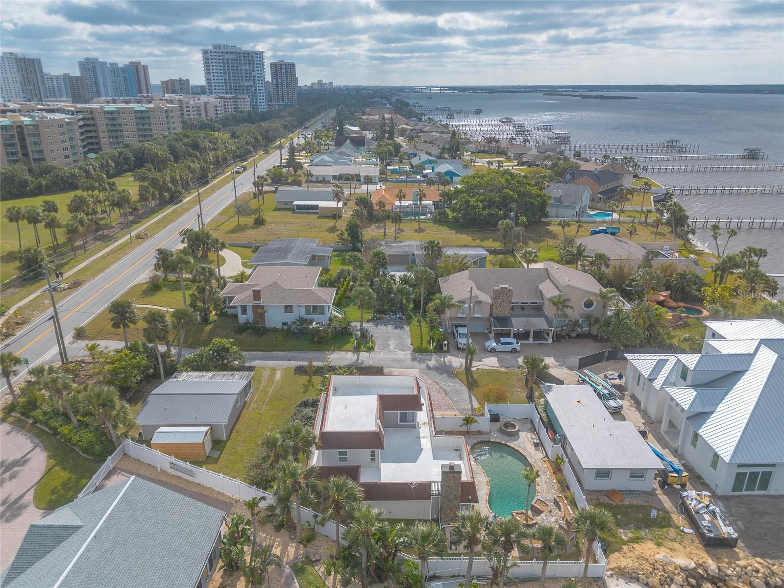 Image 44 of 46 For 2900 Peninsula Drive