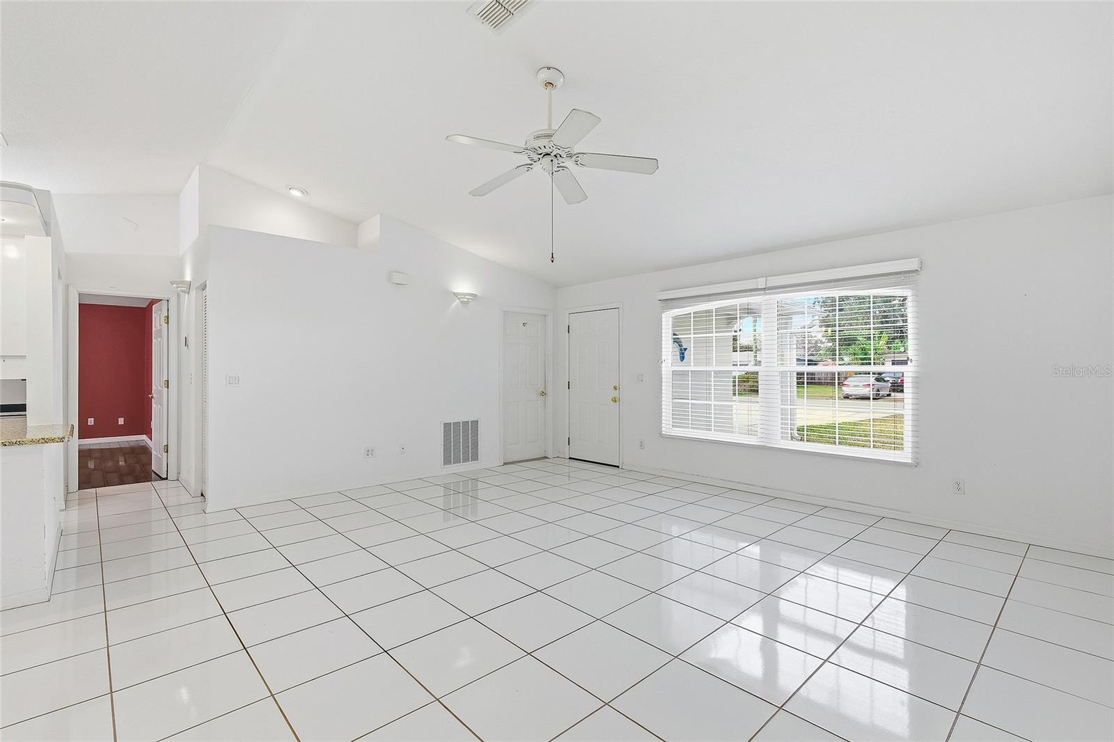 Image 14 of 65 For 716 Francis Avenue