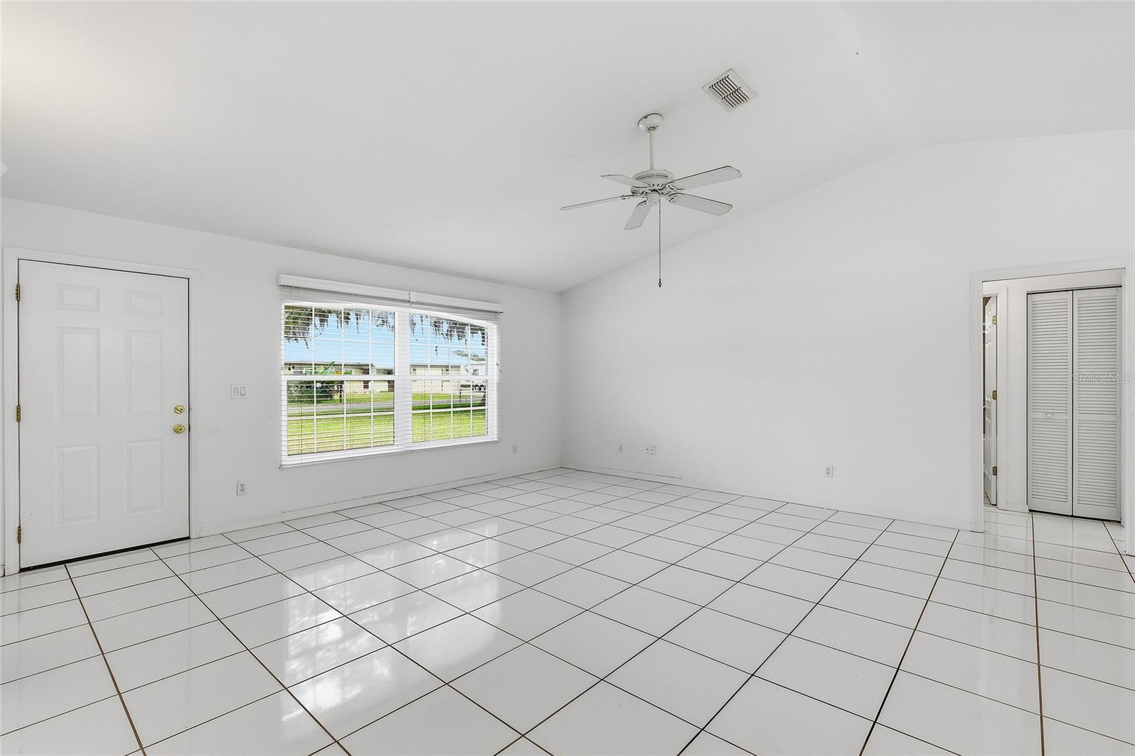 Image 15 of 65 For 716 Francis Avenue