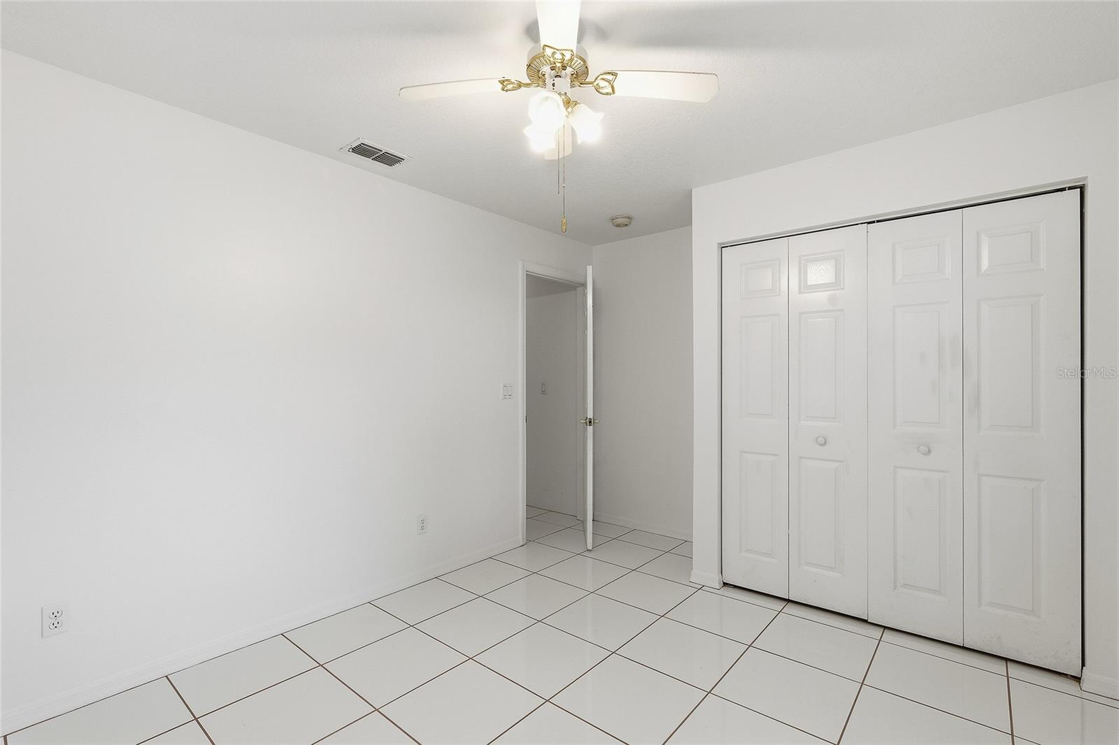 Image 26 of 65 For 716 Francis Avenue