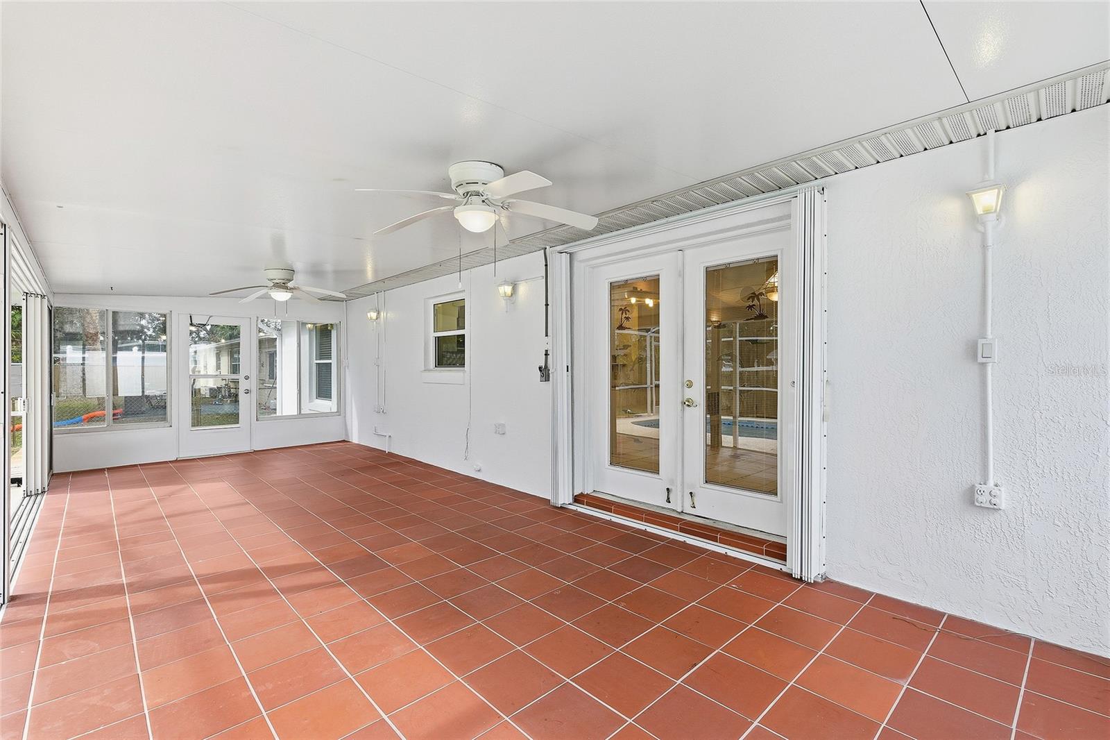 Image 32 of 65 For 716 Francis Avenue