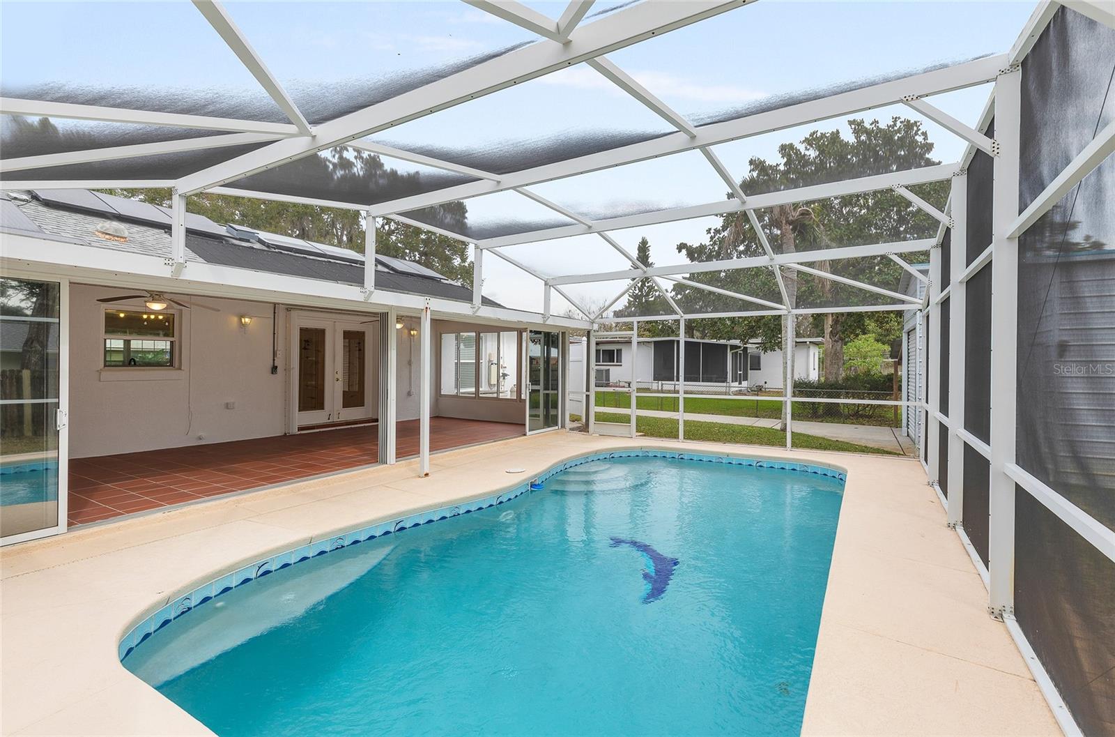 Image 38 of 65 For 716 Francis Avenue