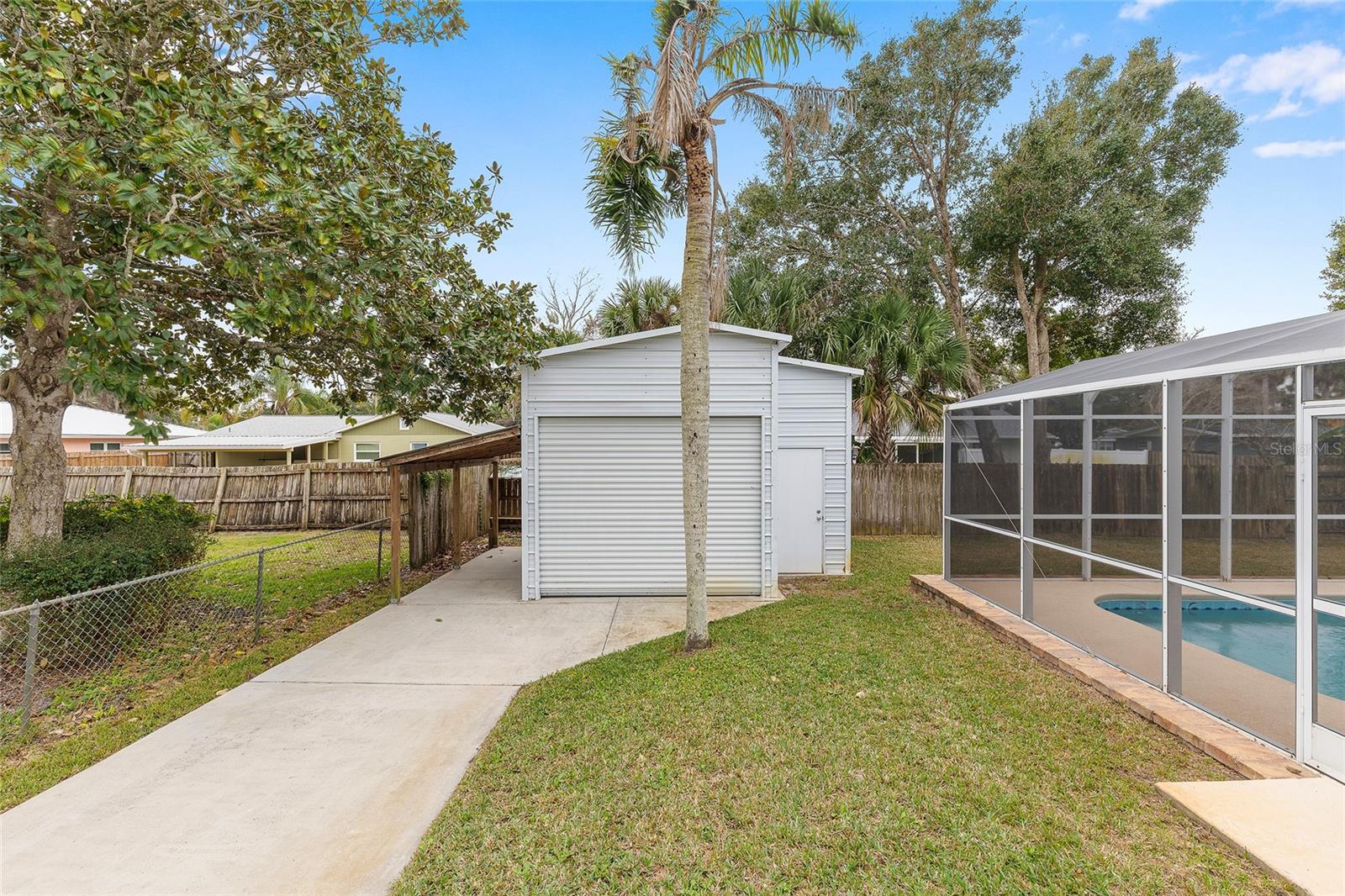 Image 49 of 65 For 716 Francis Avenue