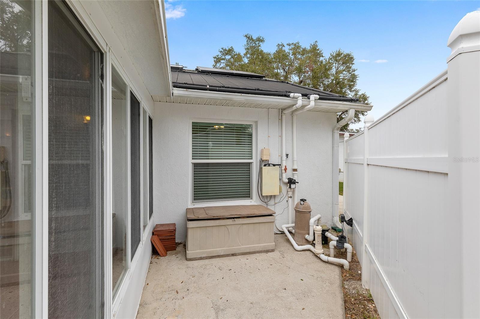 Image 51 of 65 For 716 Francis Avenue