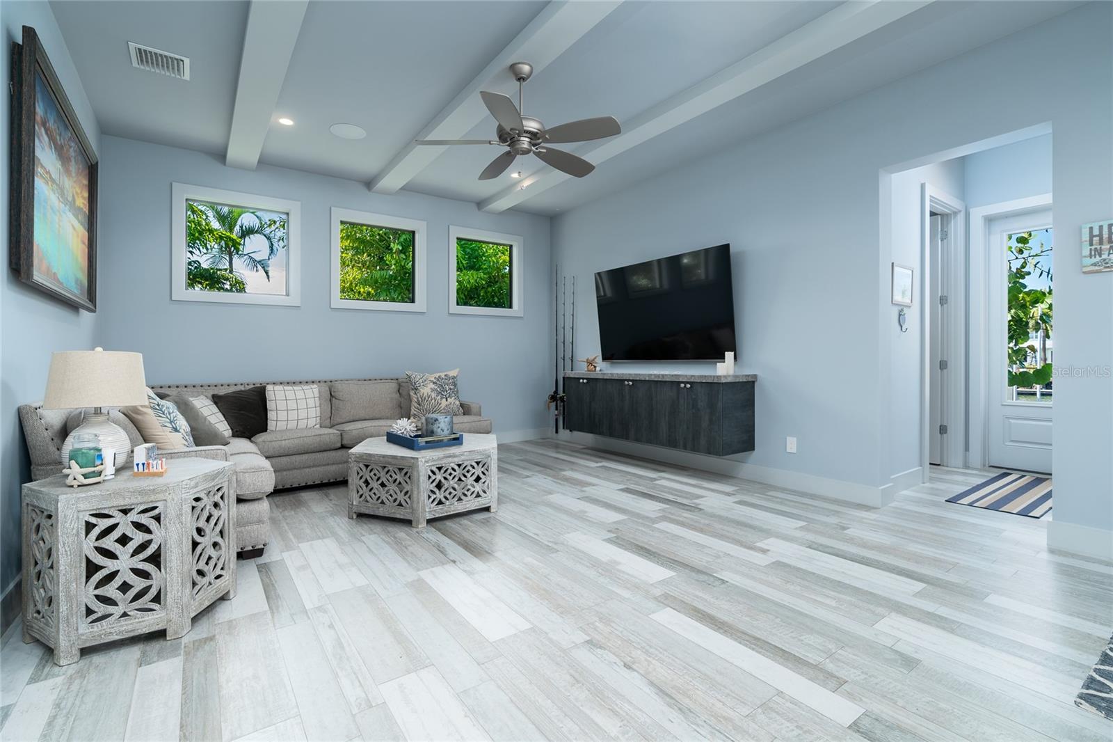 Image 18 of 58 For 113 Via Benevento