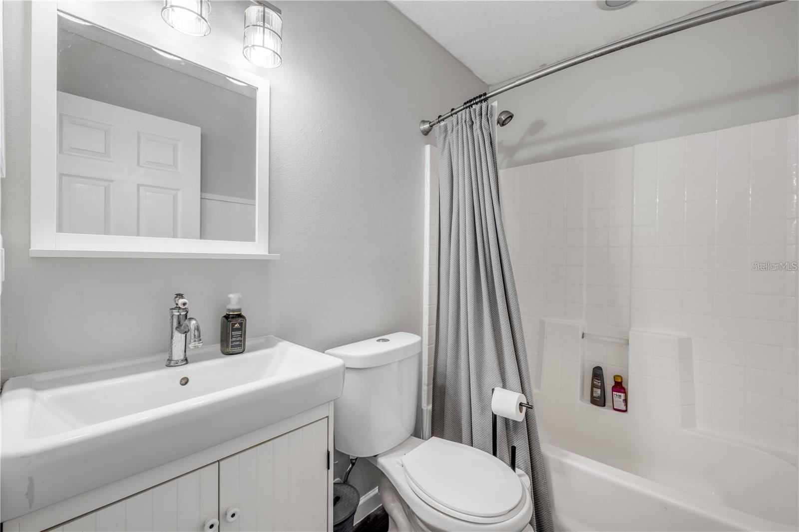 Image 11 of 24 For 2713 Needle Palm Drive