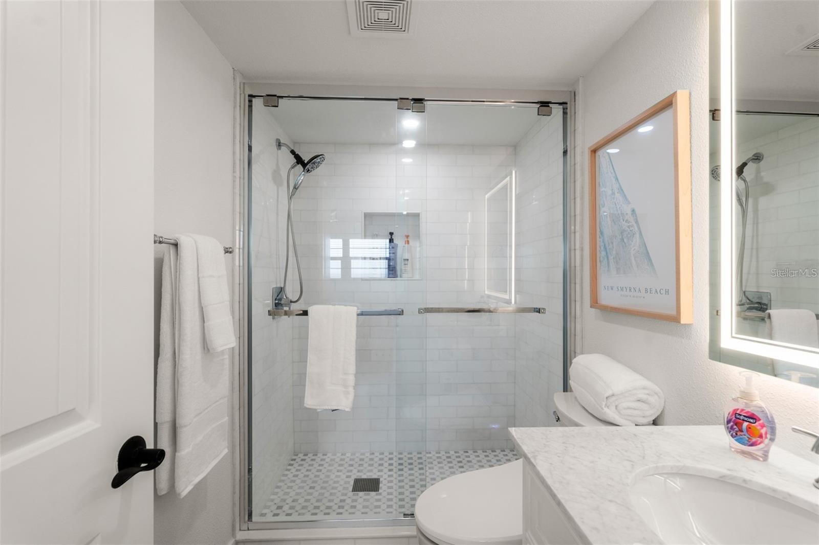 Image 27 of 44 For 4201 Atlantic Avenue 510