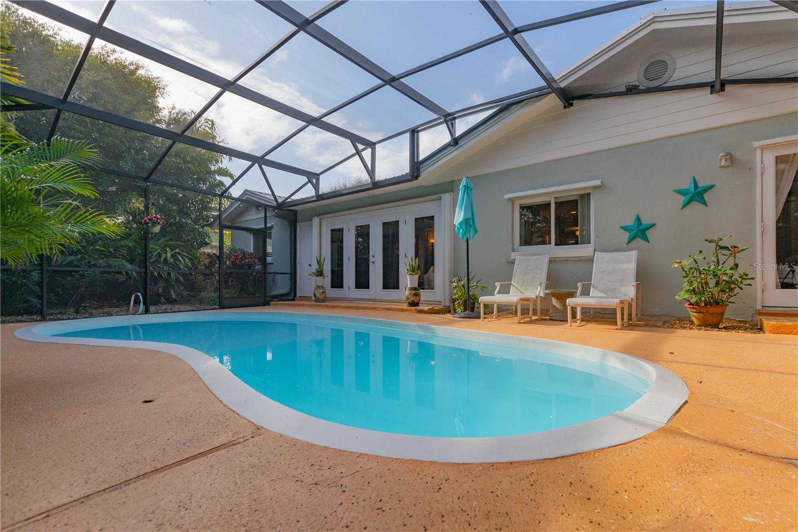 Image 13 of 36 For 1421 Beacon Street