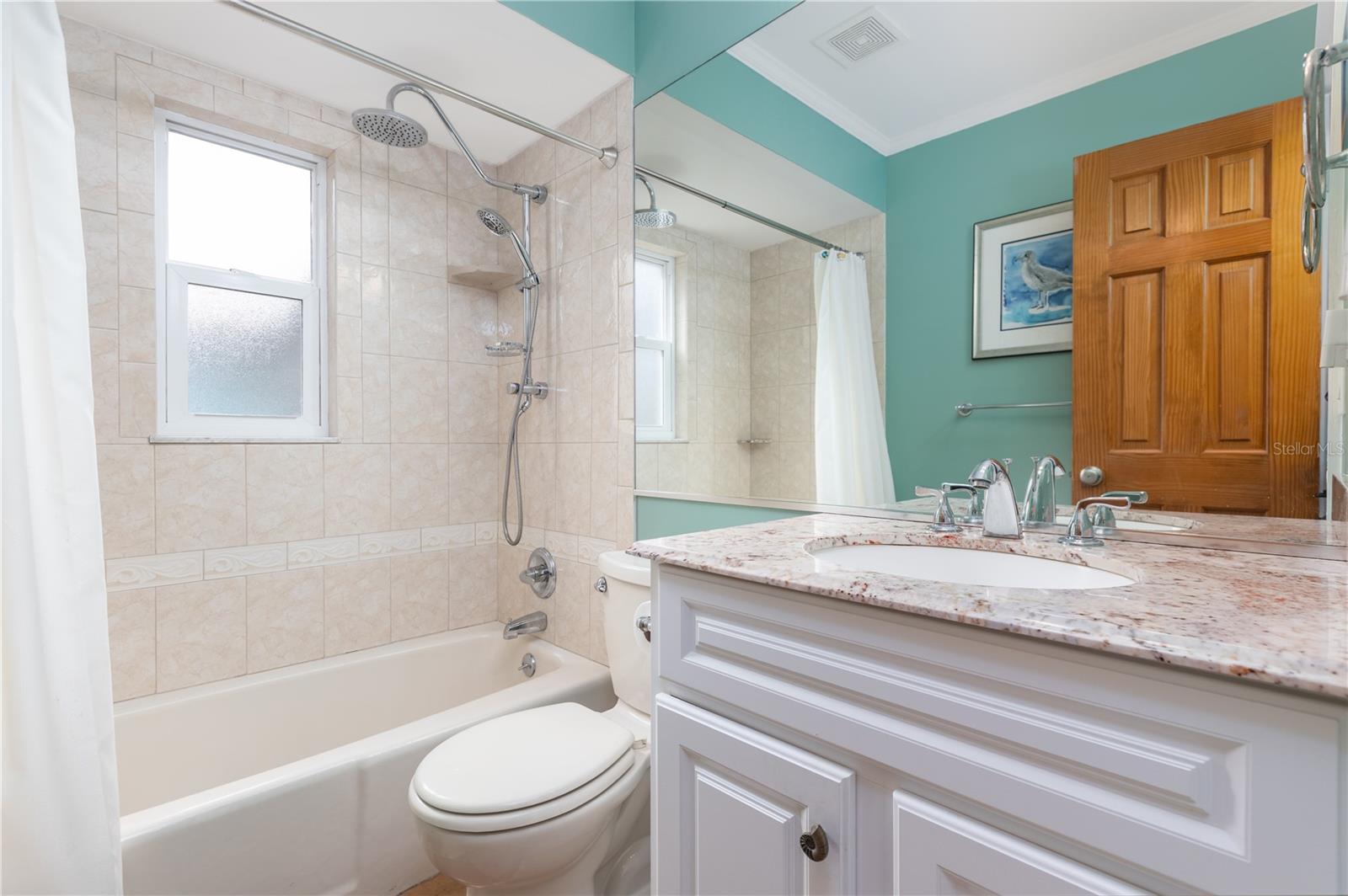 Image 24 of 36 For 1421 Beacon Street