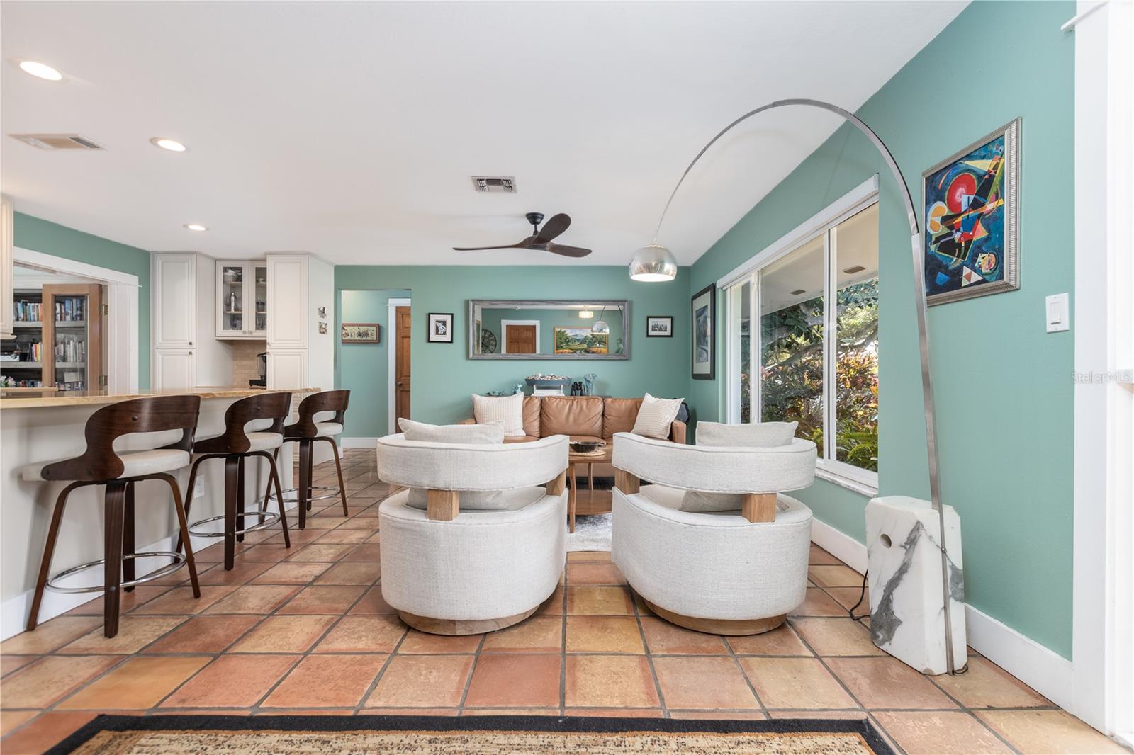 Image 7 of 36 For 1421 Beacon Street