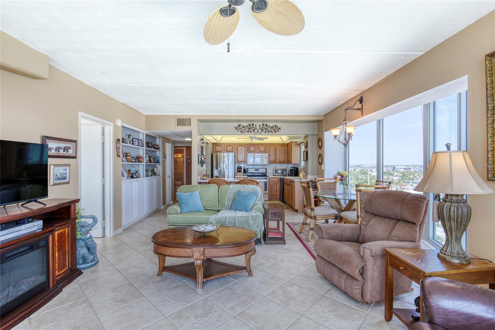 Image 5 of 43 For 3601 Atlantic Avenue 501