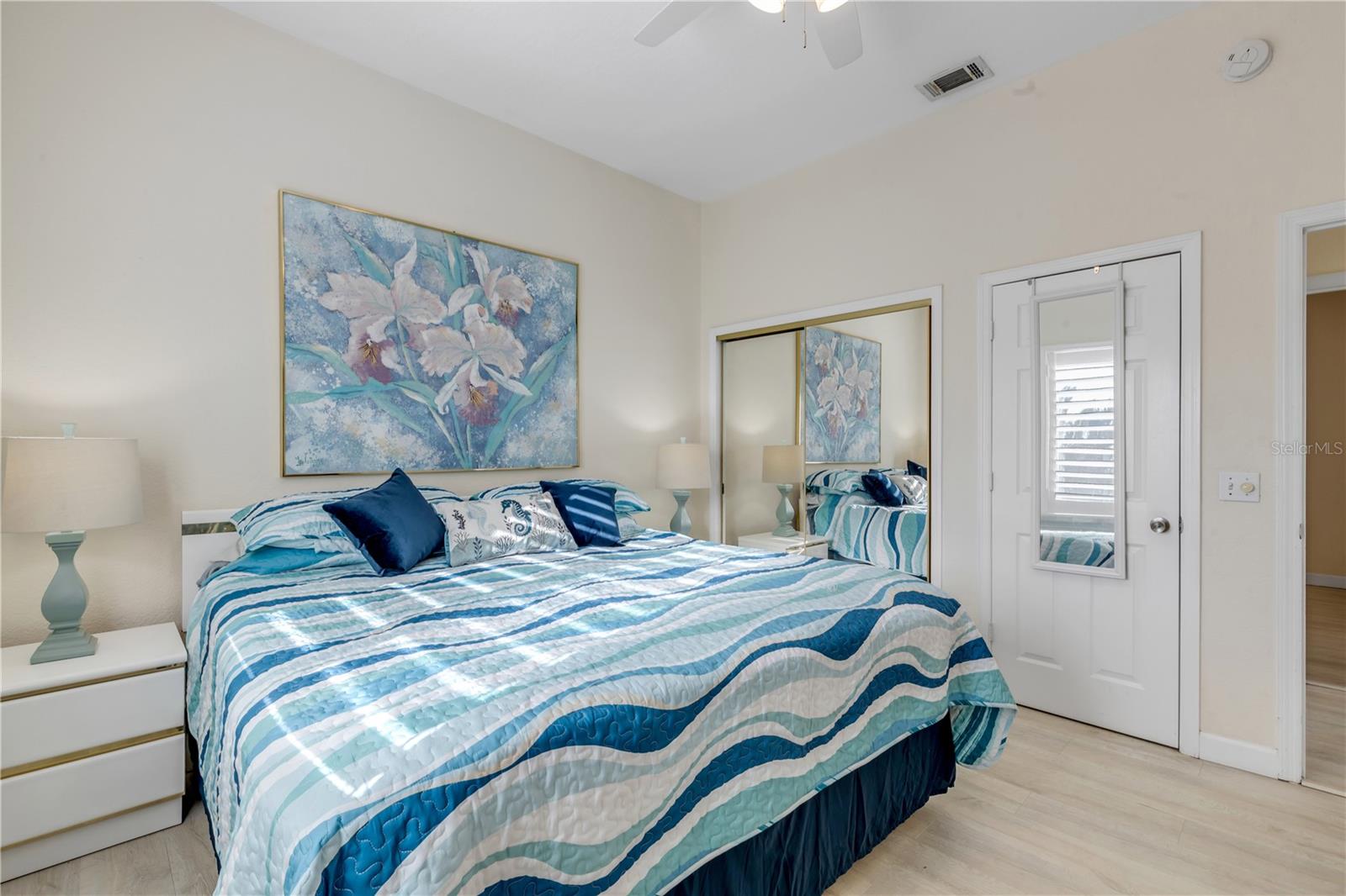 Image 21 of 43 For 6320 Atlantic Avenue