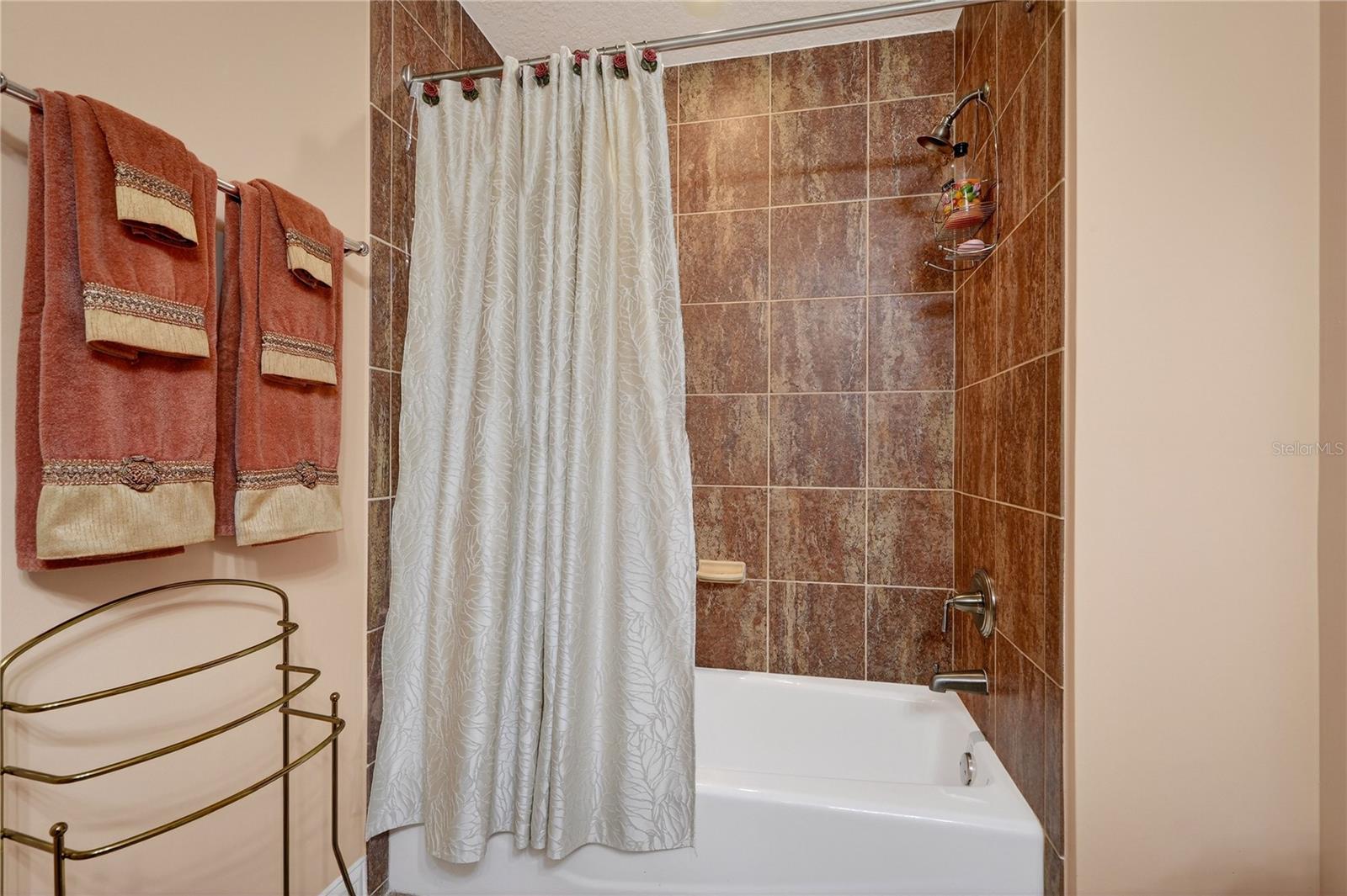 Image 37 of 50 For 3245 Atlantic Avenue 1002