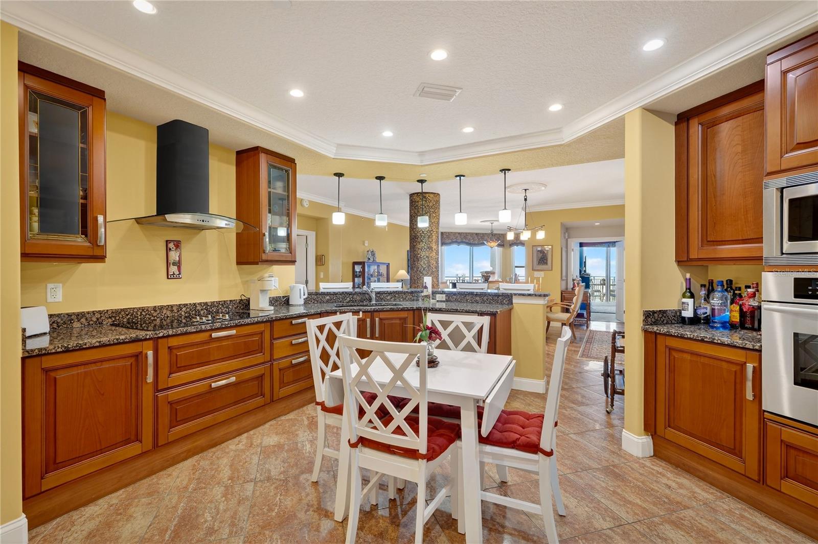 Image 9 of 50 For 3245 Atlantic Avenue 1002