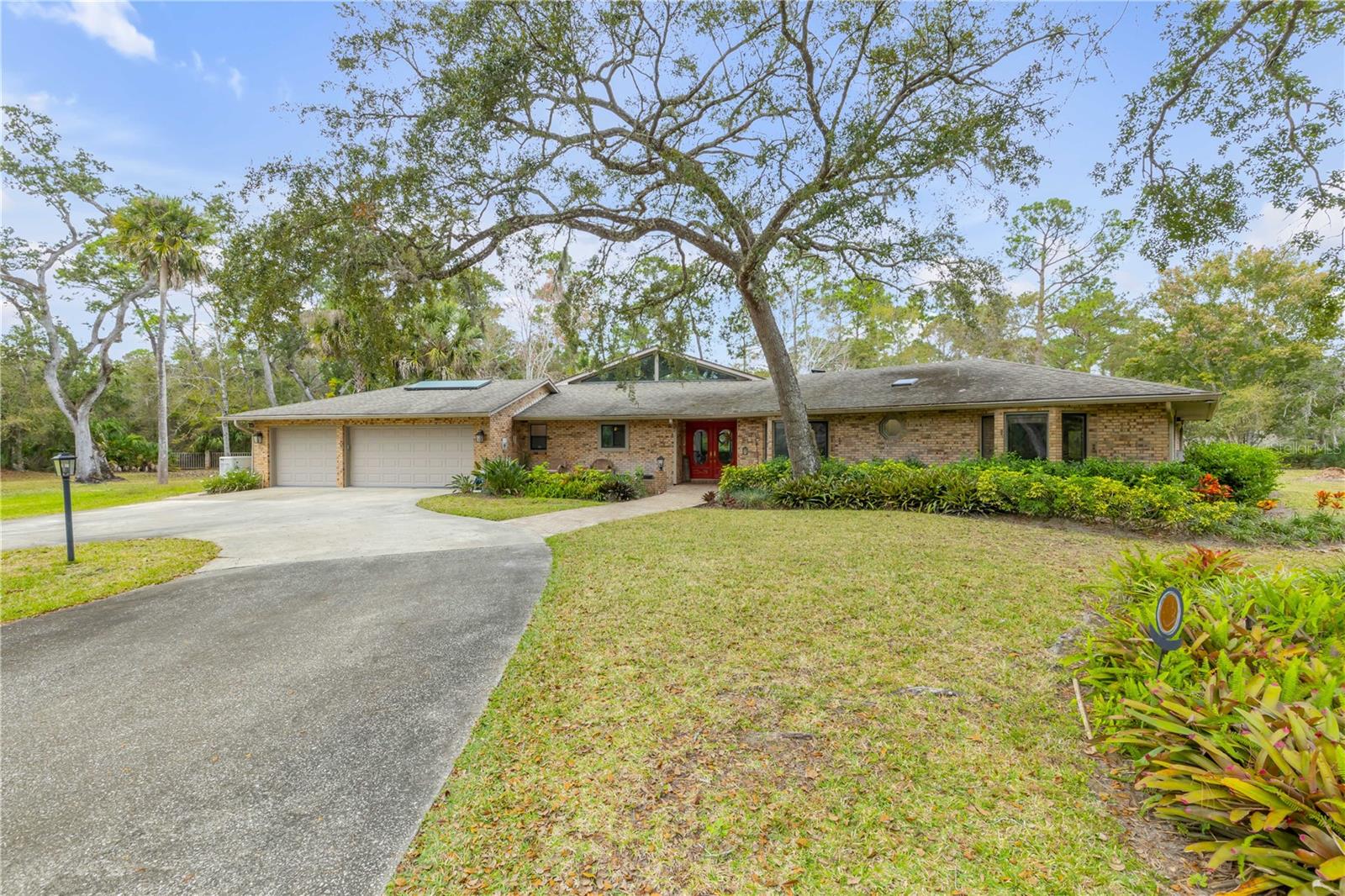 Image 10 of 100 For 1391 Scarlett Trail