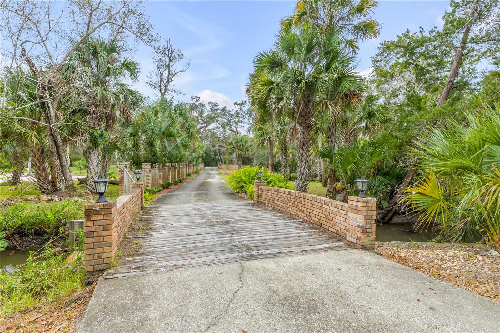 Image 15 of 100 For 1391 Scarlett Trail