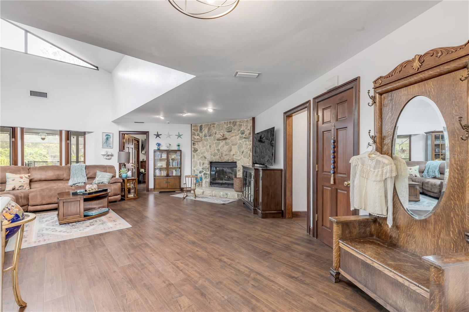 Image 21 of 100 For 1391 Scarlett Trail