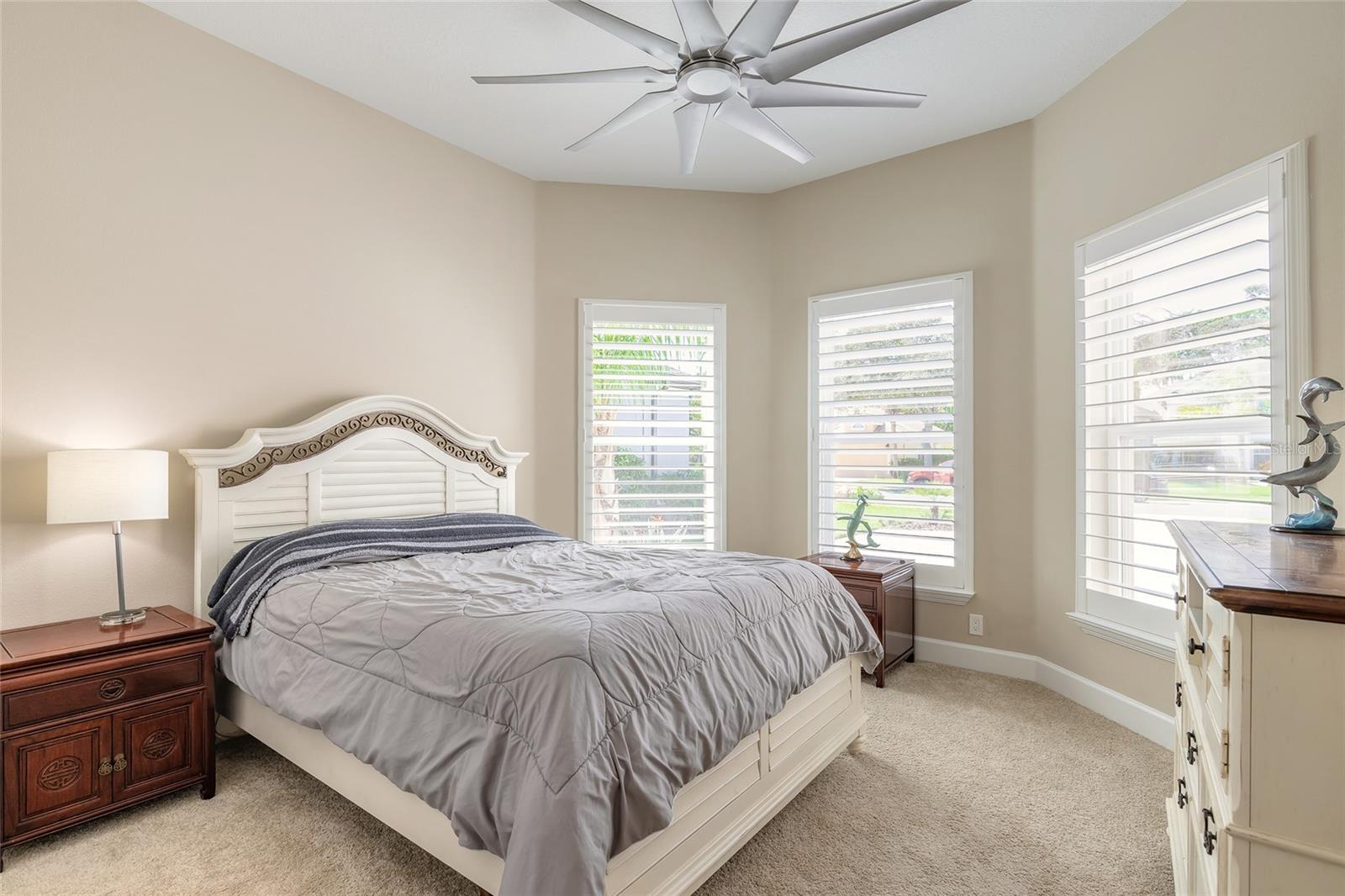 Image 14 of 52 For 31 Riverwalk Drive