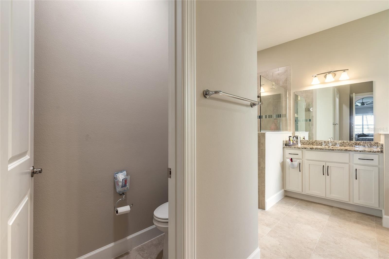 Image 30 of 52 For 31 Riverwalk Drive