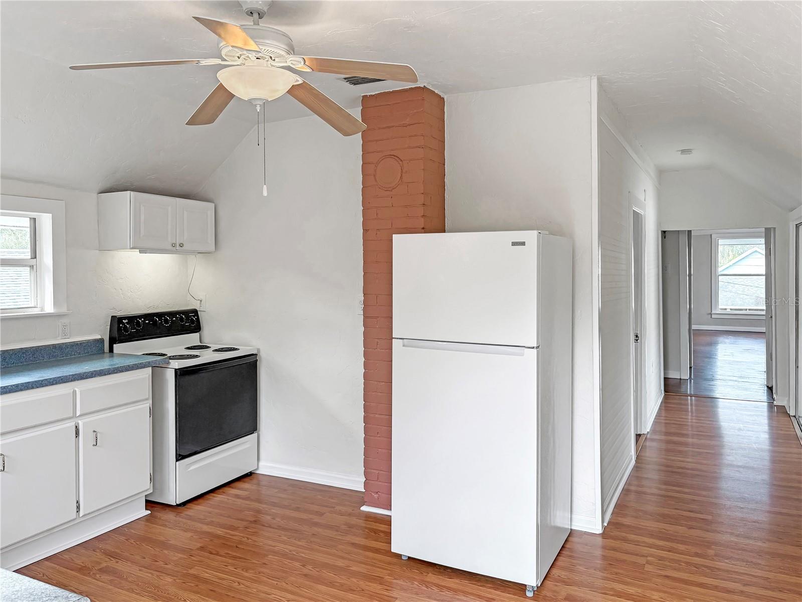 Image 13 of 28 For 714 Downing Street