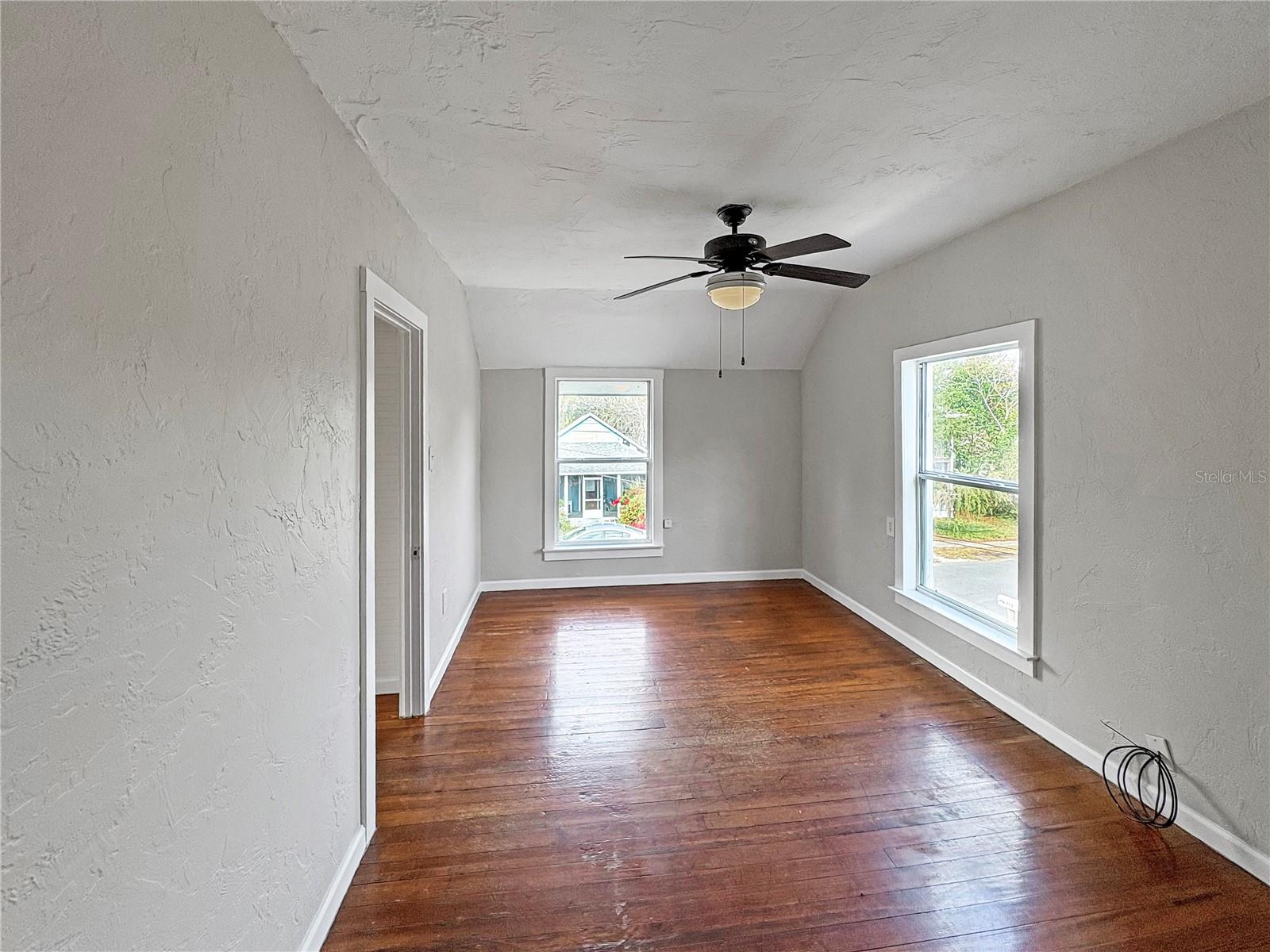 Image 19 of 28 For 714 Downing Street